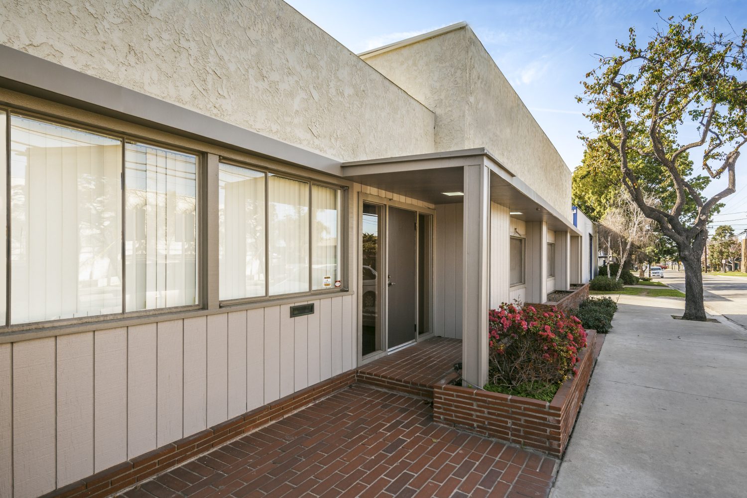 Signal Hill Industrial Park Hefner